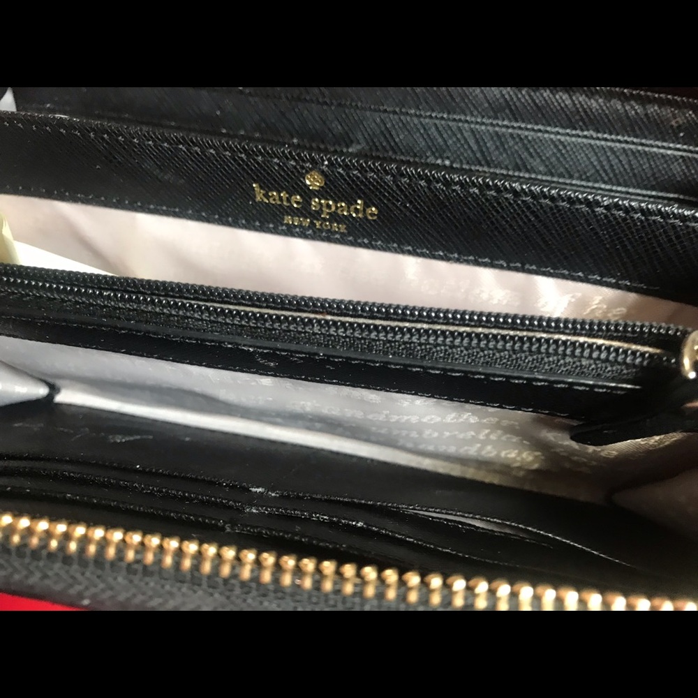 Wallet - Picture 2 of 15